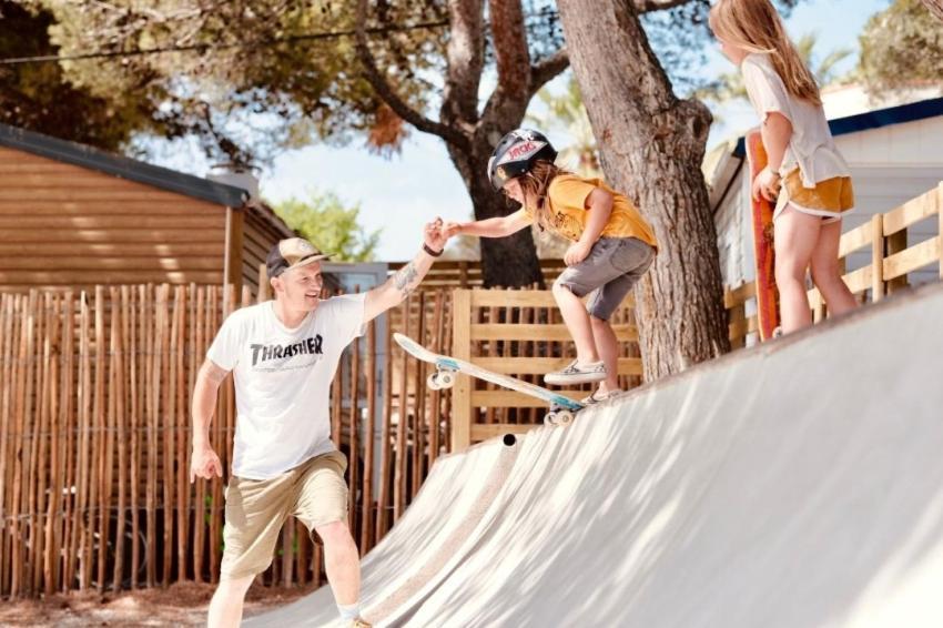 Holacamp Sitges Fun Ξενοδοχείο Εξωτερικό φωτογραφία