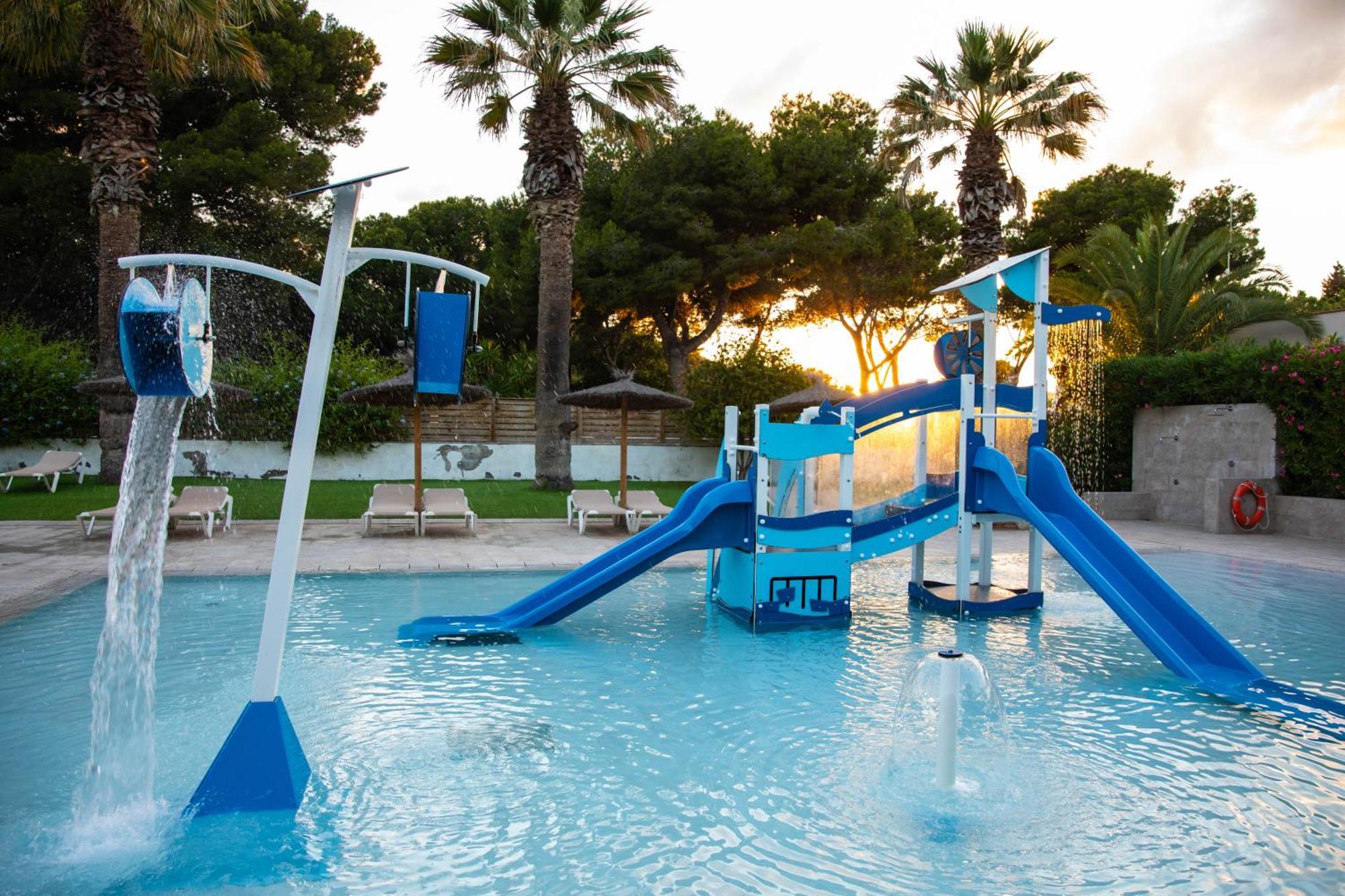 Holacamp Sitges Fun Ξενοδοχείο Εξωτερικό φωτογραφία